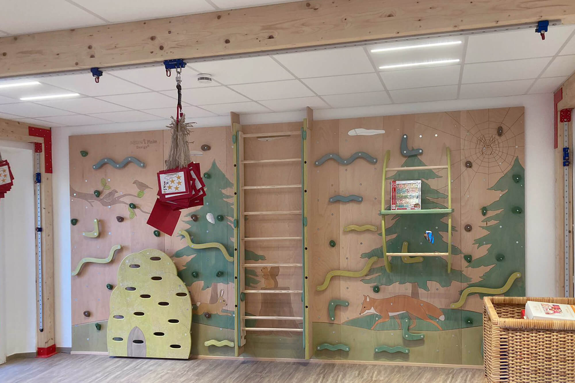 wald-kletterwand-kita-kindergarten